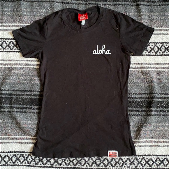 Aloha Army Women’s Shirt - Picture 1 of 3